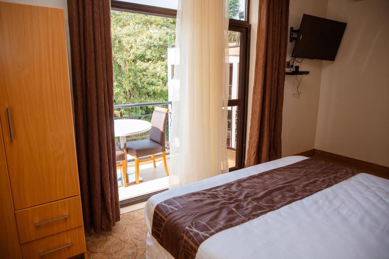 Ndaru Luxury Suites คิกาลี ภายนอก รูปภาพ