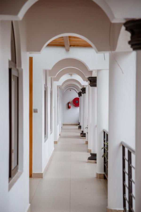 Ndaru Luxury Suites คิกาลี ภายนอก รูปภาพ