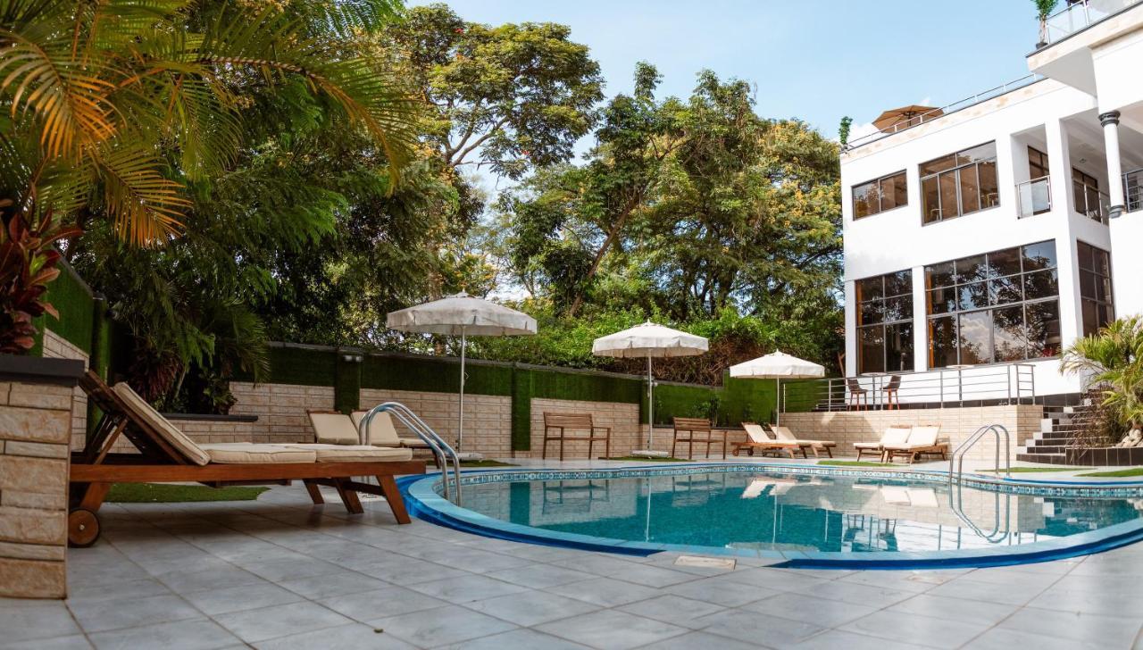 Ndaru Luxury Suites คิกาลี ภายนอก รูปภาพ