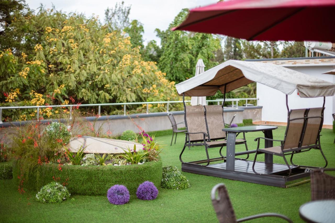 Ndaru Luxury Suites คิกาลี ภายนอก รูปภาพ