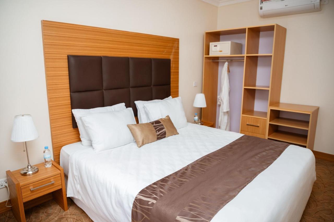 Ndaru Luxury Suites คิกาลี ภายนอก รูปภาพ