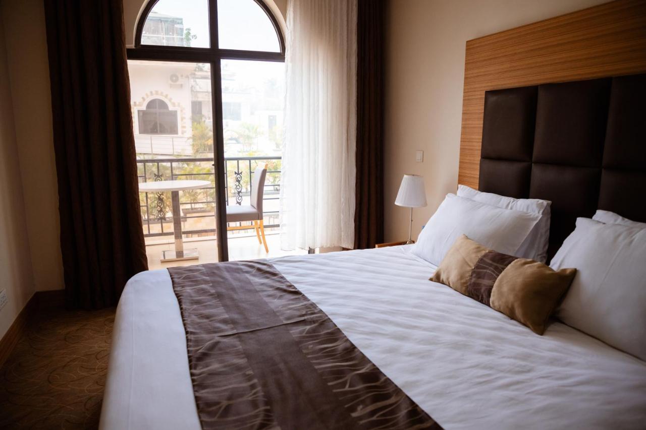 Ndaru Luxury Suites คิกาลี ภายนอก รูปภาพ